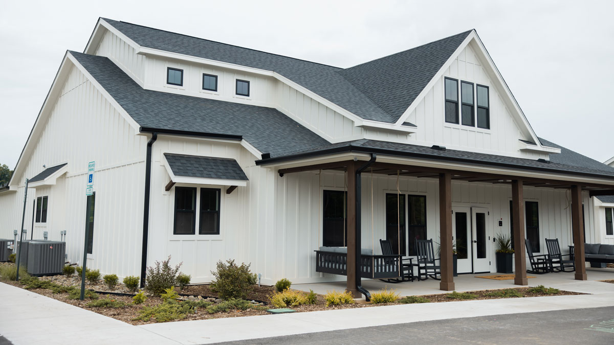 Pediatrics Plus Springdale, AR Farm Building